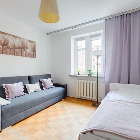 Spacious Apartment In Green Location Varşova Dış mekan fotoğraf